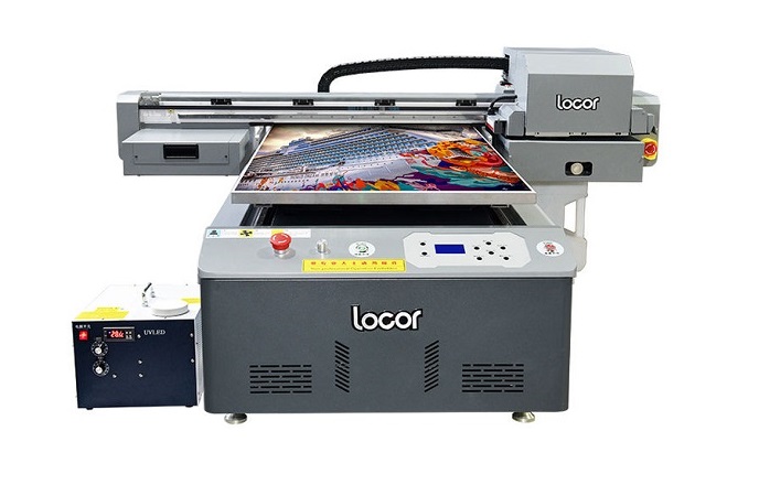Impresora de cama plana UV-6090 para vidrio / botellas / caja de regalo personalizada